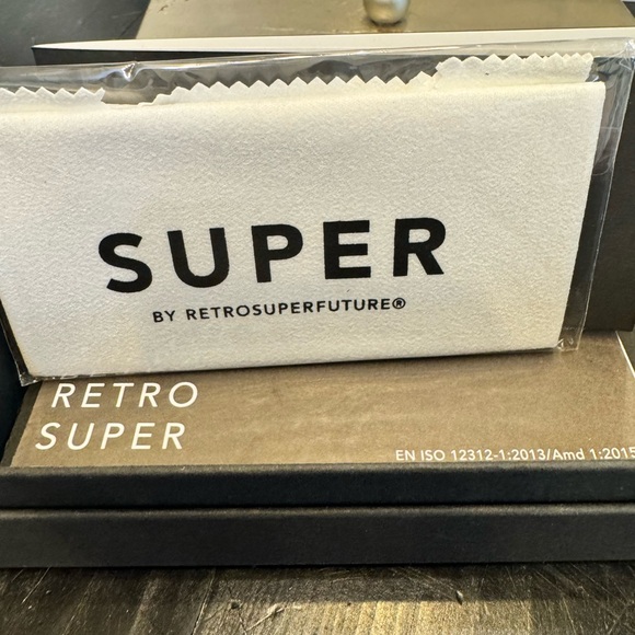 New in Box: Italian RetroSuperFuture Gold Rim Lenz Flat Sunglasses Unisex main image 4